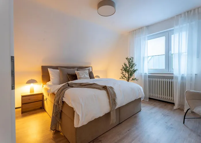 Modern 75qm With Balcony - Quiet Location Near