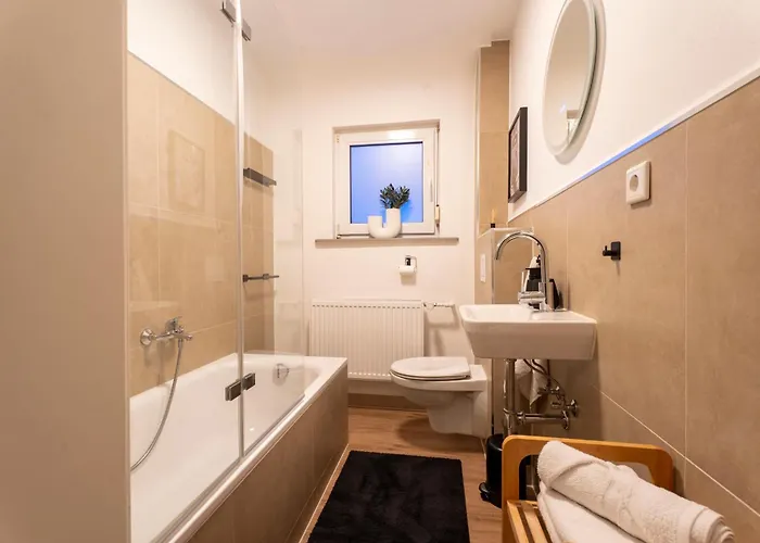 Apartment Modern 75qm With Balcony - Quiet Location Near