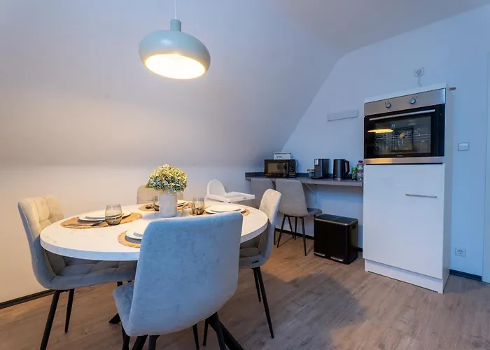 Apartment Modern 75qm With Balcony - Quiet Location Near Winterberg