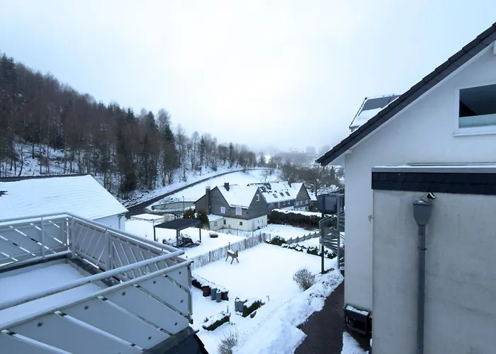 Apartment Modern 75qm With Balcony - Quiet Location Near Winterberg